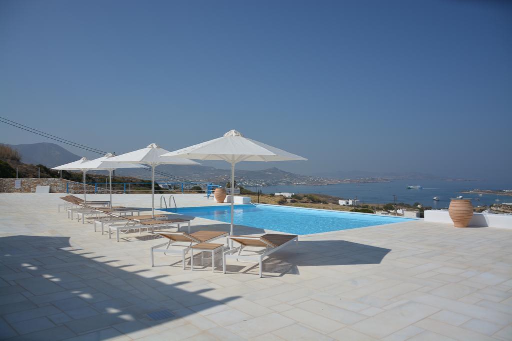 White Blue Houses & Apartments Paros Eksteriør bilde