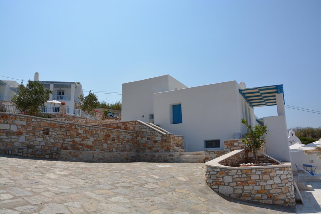 White Blue Houses & Apartments Paros Eksteriør bilde