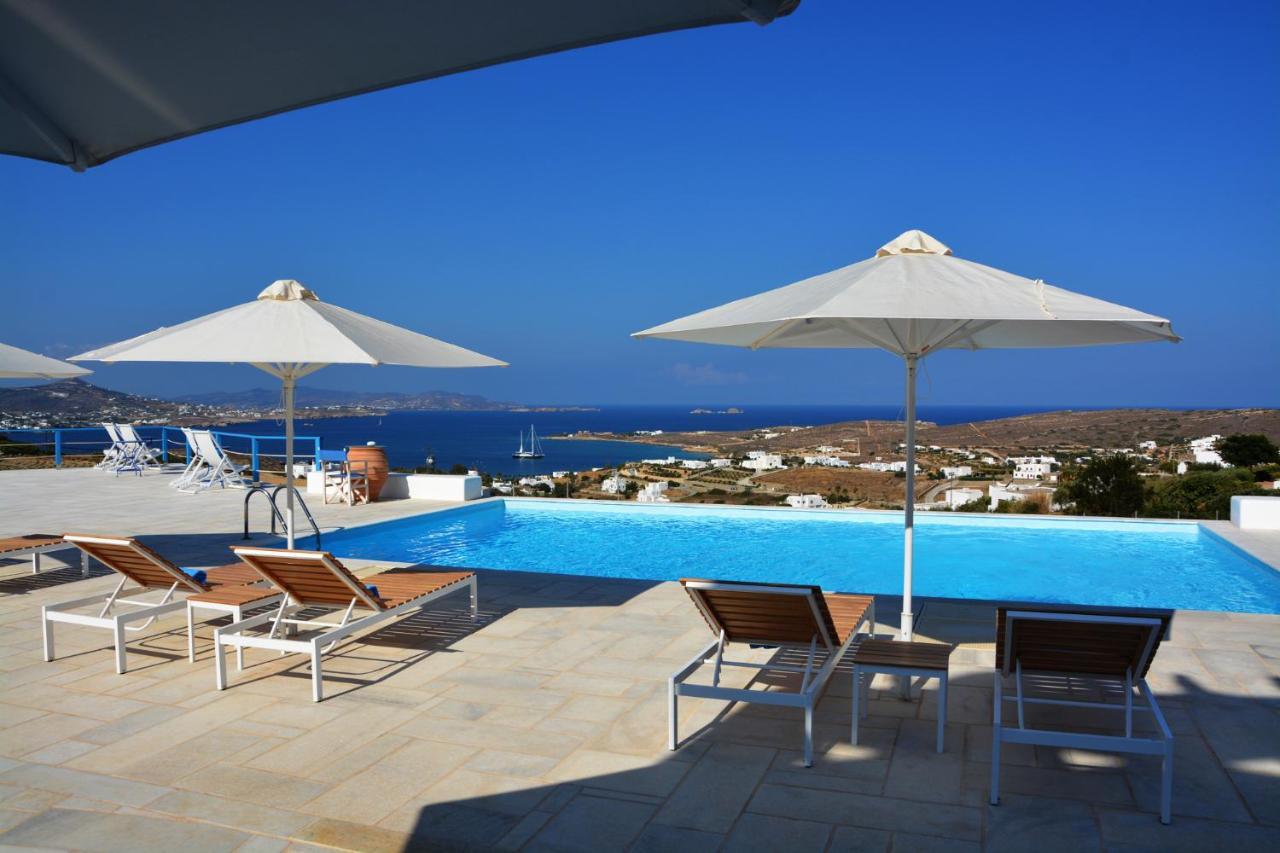 White Blue Houses & Apartments Paros Eksteriør bilde